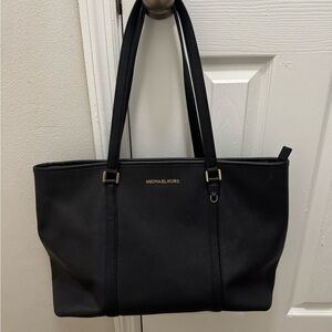 Michael Kors Black Leather Tote Structured Design